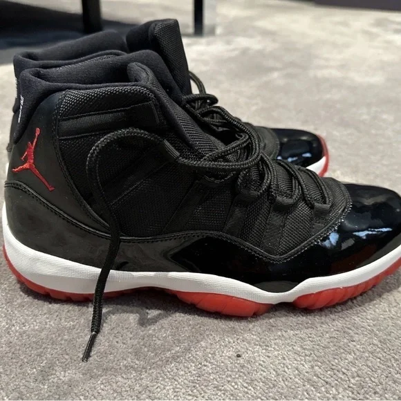 Jordan 11 “bred” 2012 release, size 11 never worn ! - Picture 2 of 14